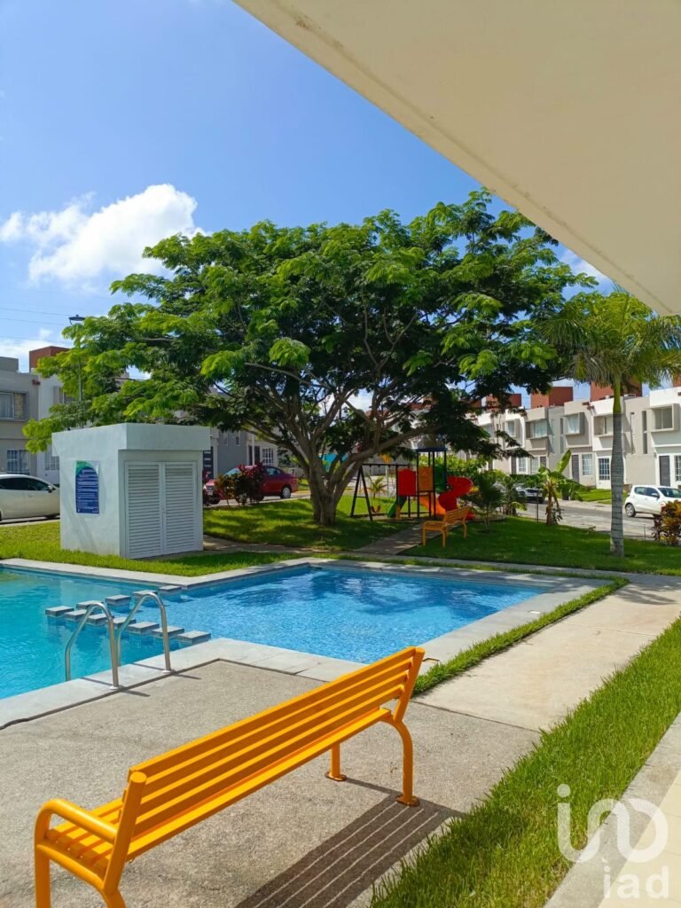 CASA EN RENTA EN PRIVANZAS VERACRUZ