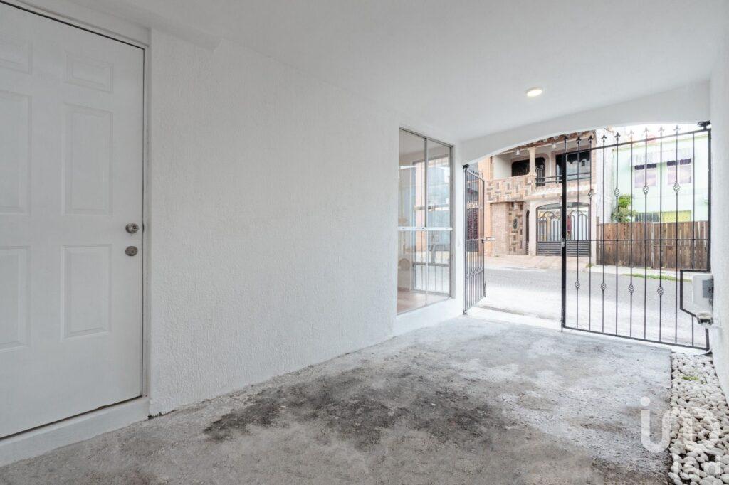 VENTA DE CASA REMODELADA EN MORELIA