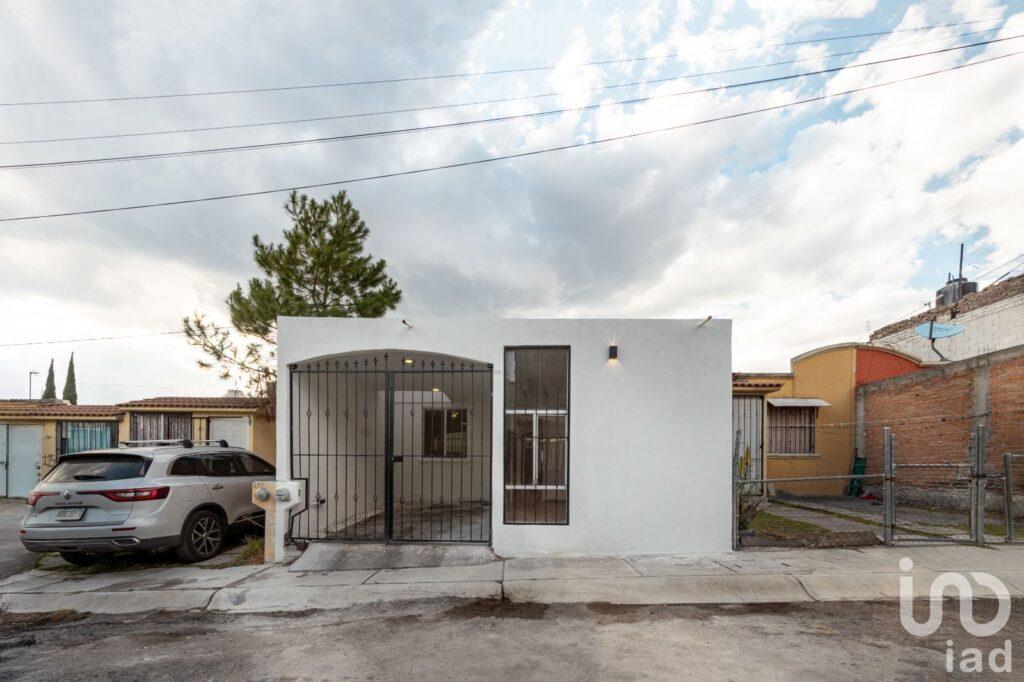 VENTA DE CASA REMODELADA EN MORELIA