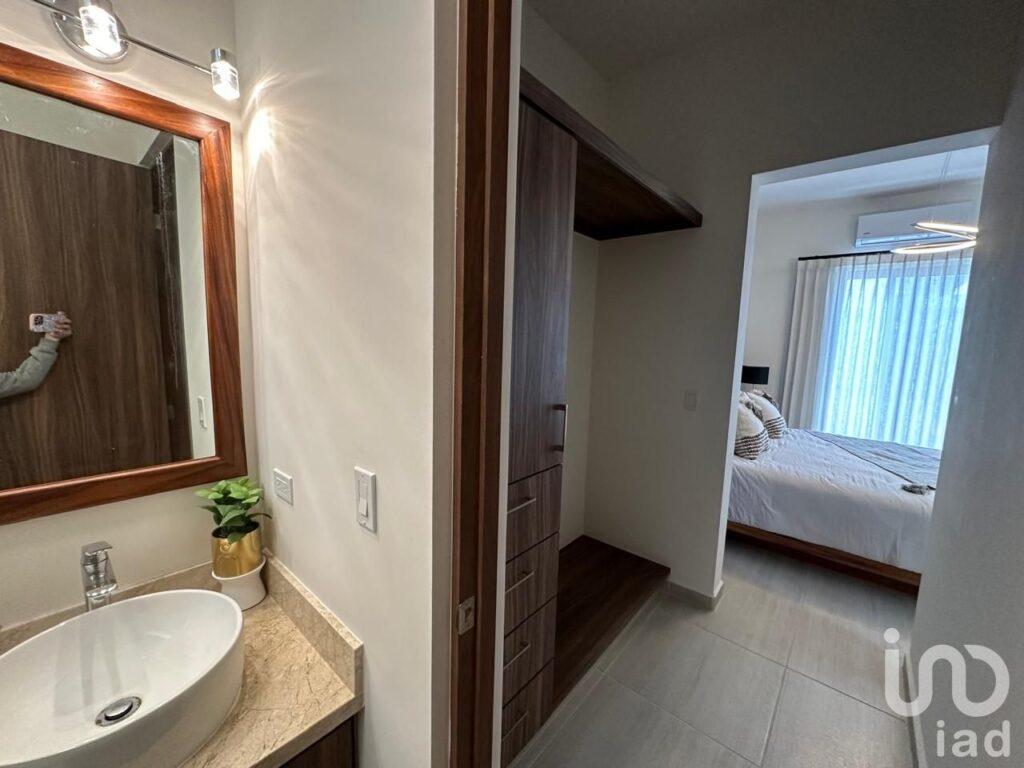 CASA EN VENTA EN FRACCIONAMIENTO PRIVADO