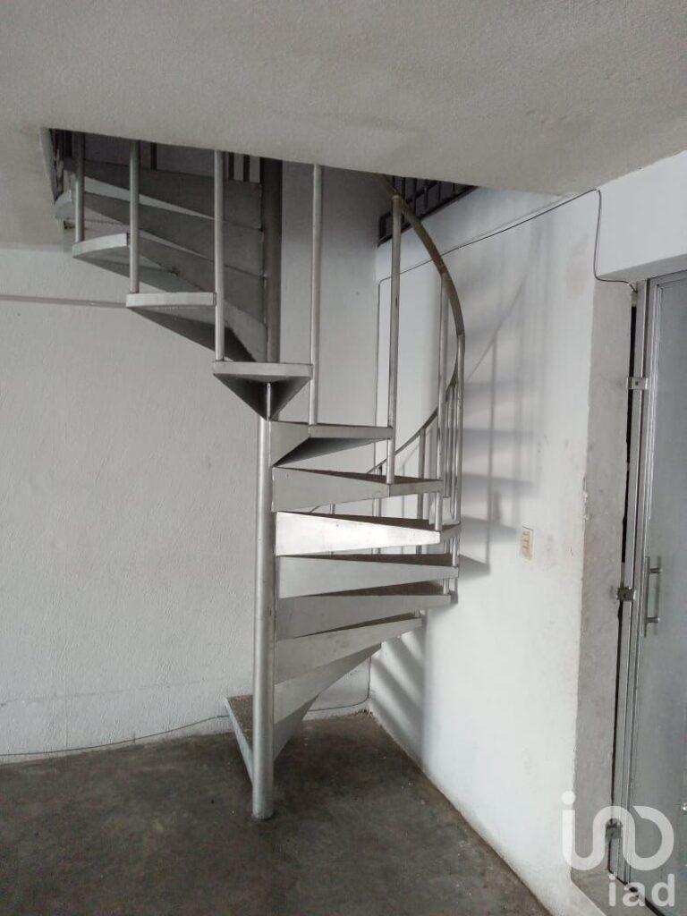 LOCAL EN VENTA JARDINES DEL BOSQUE MAZATLÁN SINALOA