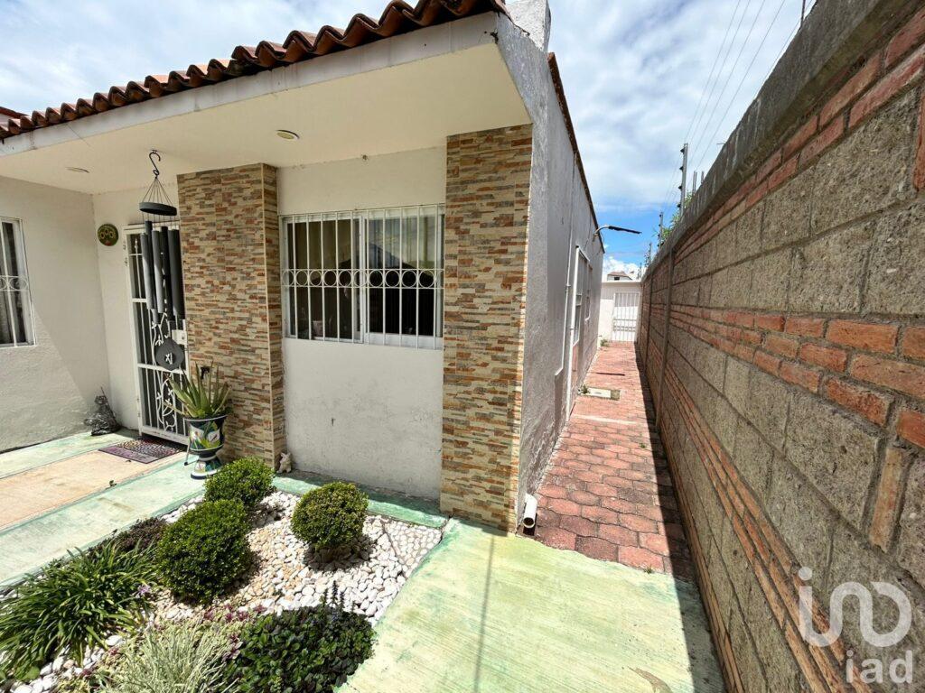 Casa en Venta en Querétaro, San Juan del Río con gran terreno