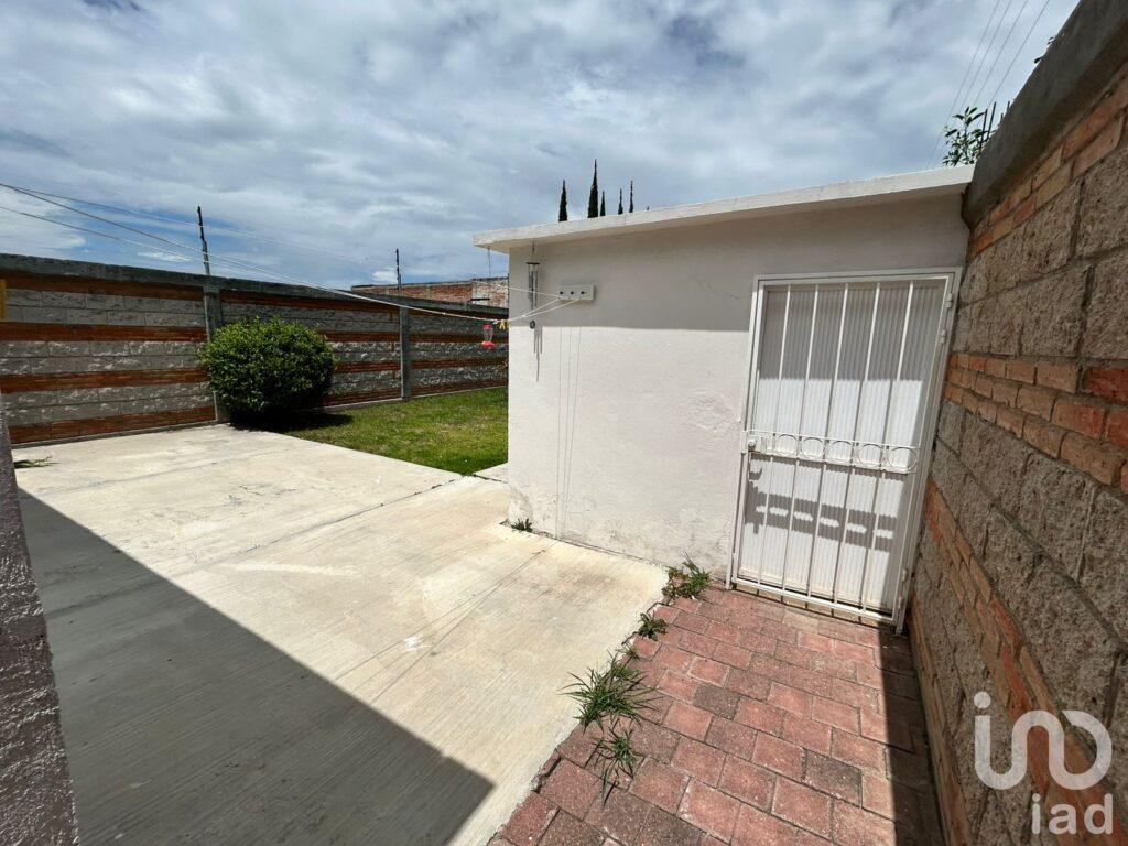 Casa en Venta en Querétaro, San Juan del Río con gran terreno
