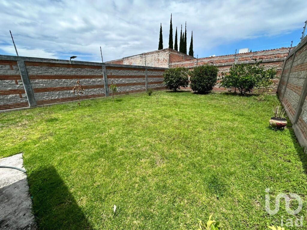 Casa en Venta en Querétaro, San Juan del Río con gran terreno