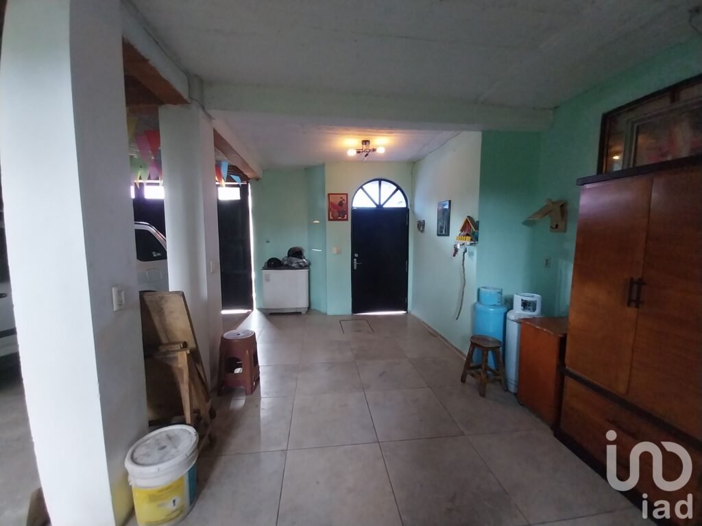 CASA EN VENTA A 500 M DEL CENTRO DE CONVENCIONES DE OAXACA POR AV. FERROCARRIL, OAXACA