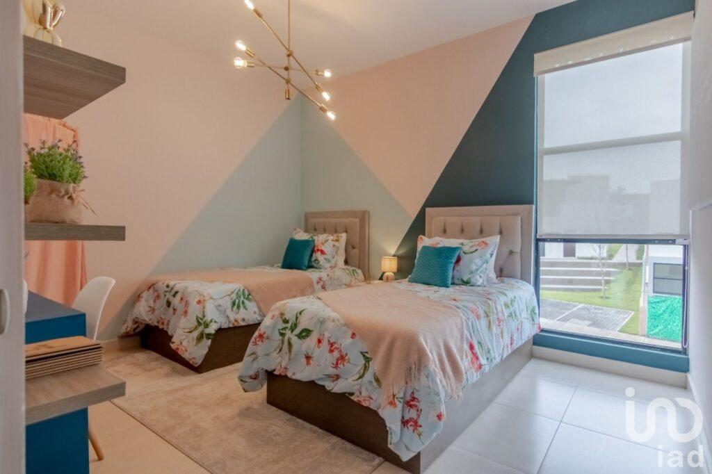 Últimas Residencias Exclusivas con Sótano dentro de Fraccionamiento en Zibatá, Querétaro