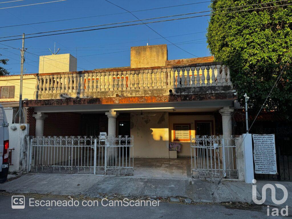 VENTA DE CASA EN COLONIA BRISAS.