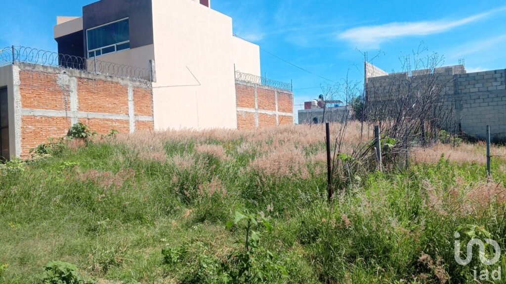 Terreno en Venta En Colonia Nueva Alemania, Cerca de VW Y Parque FINSA