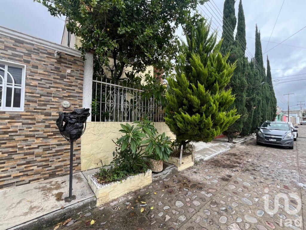 Casa en venta San Juan del Rio Queretaro Granjas Banthi