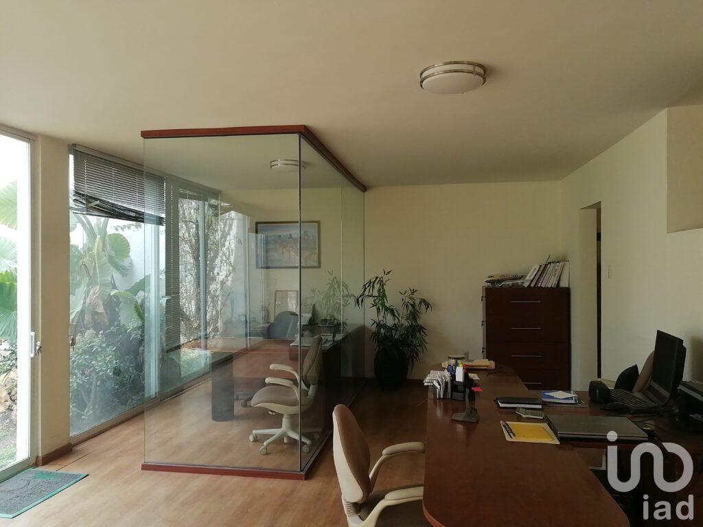 Casa en Venta  Querétaro Colonia Cimatario 1a. sección USO MIXTO