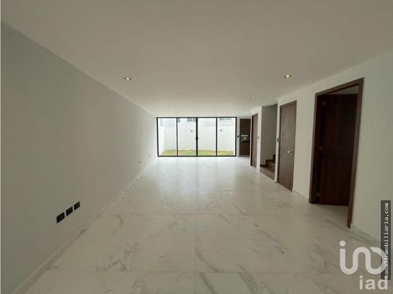Casa En Venta Recamara En Planta Baja, Lomas De Angelopolis