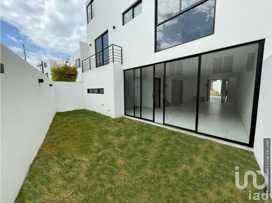 Casa En Venta Recamara En Planta Baja, Lomas De Angelopolis