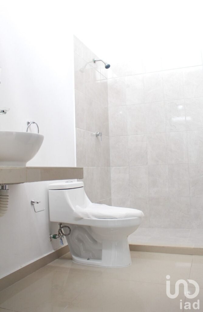 Casa en venta en Celaya zona Liverpool- olivos Porto bilbao