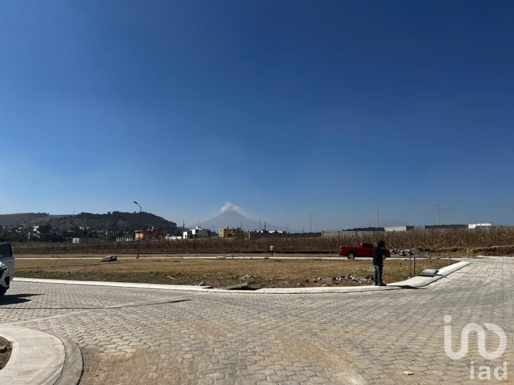 Lote En Venta En Zona Lomas De Angelopolis, Fraccionamiento Cerrado