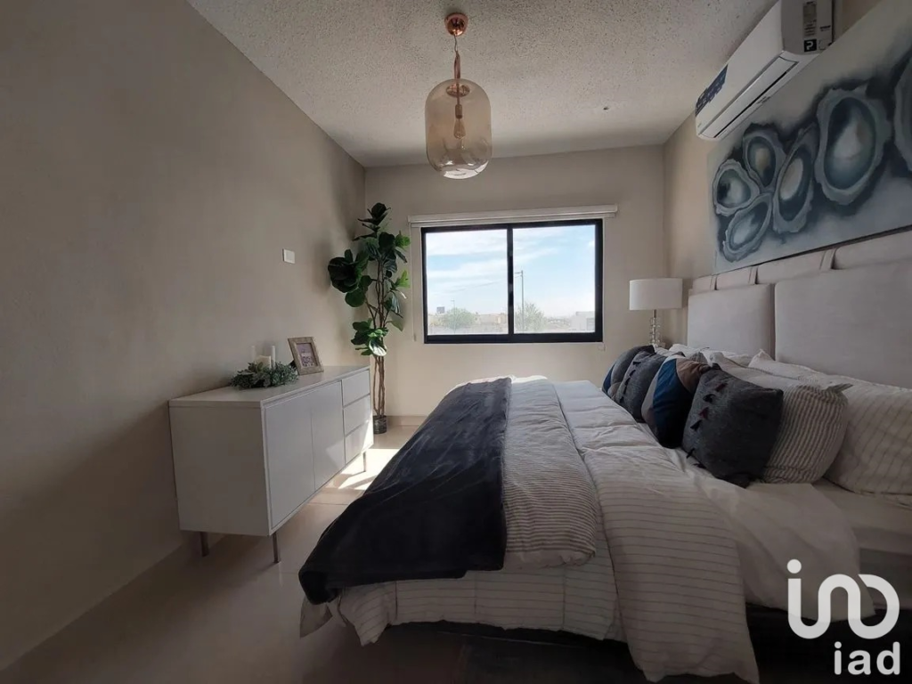 CASA NUEVA NUEVA EN VENTA, EN FRACIONAMIENTO PRIVADO CERCA DEL PUENTE INTERNACIONAL ZARAGOZA