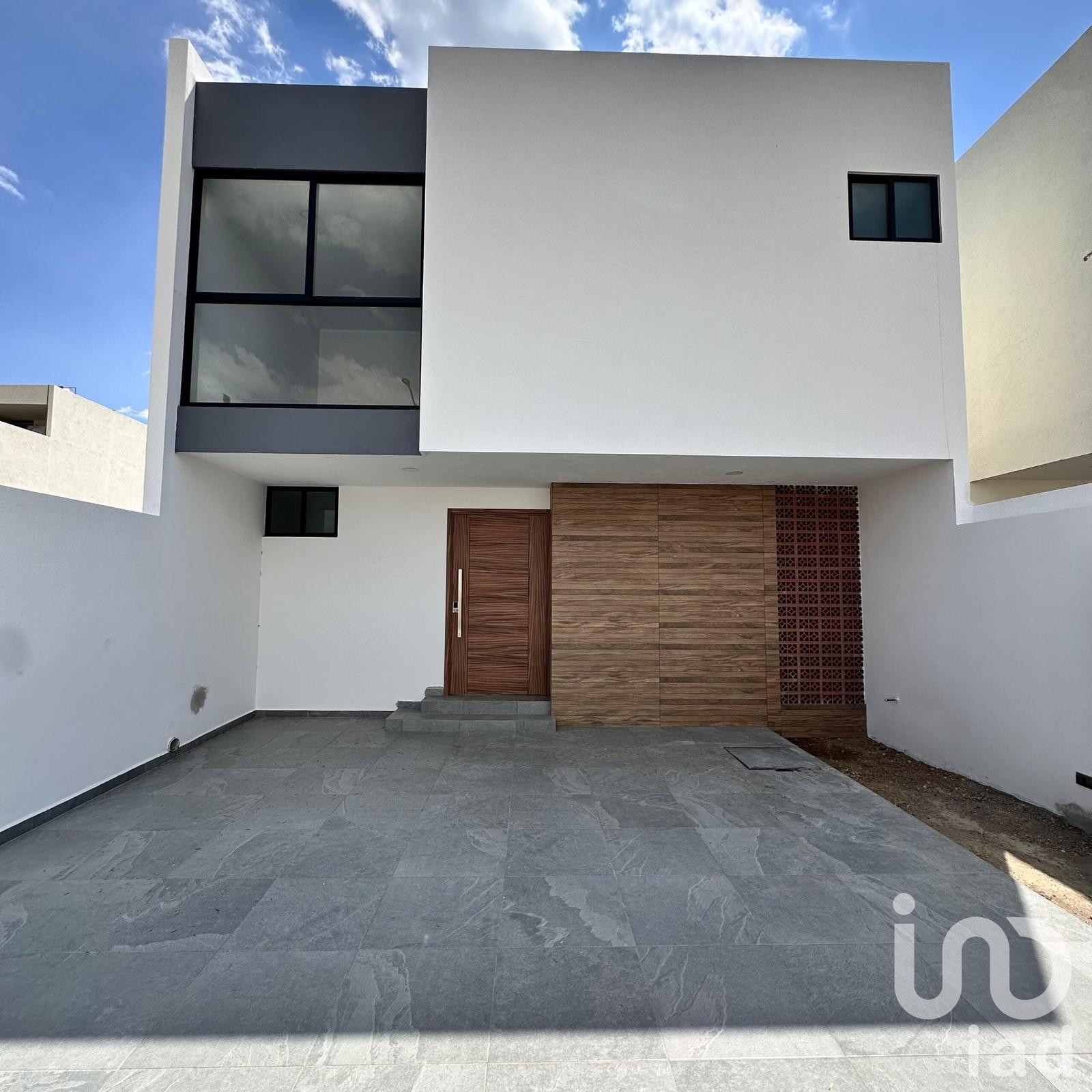 Casa En Venta En San Pedro Cholula, Fraccionamiento Cerrado