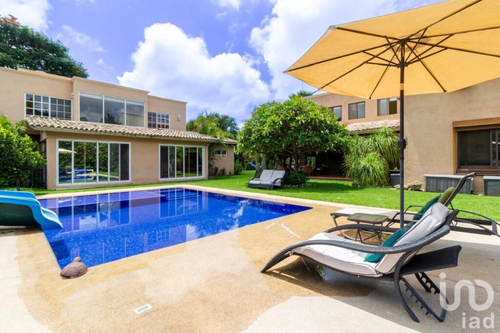 Venta dos casas en condominio en La Herradura Cuernavaca