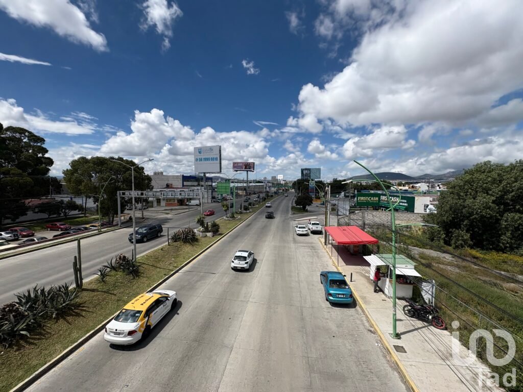Se vende terreno comercial sobre el Boulevard Luis Donaldo Colosio en Pachuca, Hidalgo