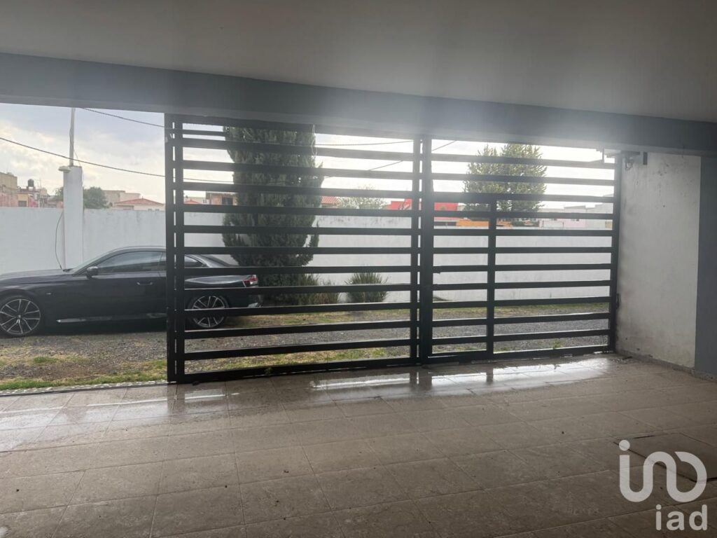 CASA EN VENTA EN CAPULTITLAN, TOLUCA NO ES ULTIMO PRECIO ACEPTA OFERTAS,  DANF 533177