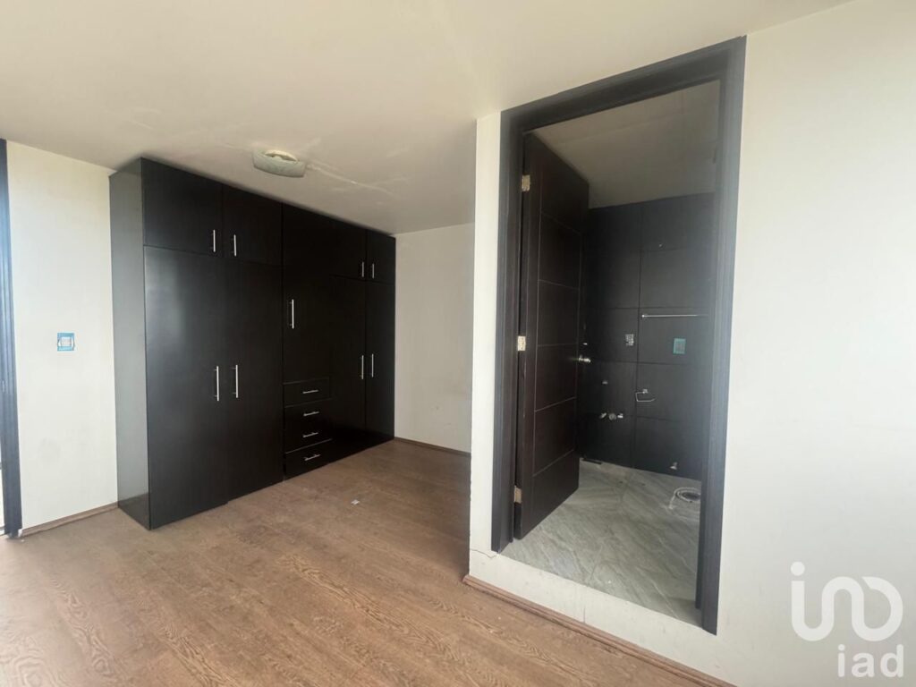 CASA EN VENTA EN CAPULTITLAN, TOLUCA NO ES ULTIMO PRECIO ACEPTA OFERTAS,  DANF 533177