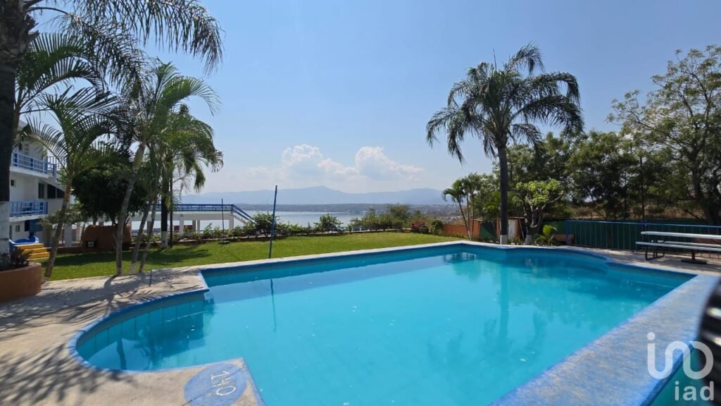 Hotel con una vista espectacular y la mejor ubcación en Tequesquitengo.