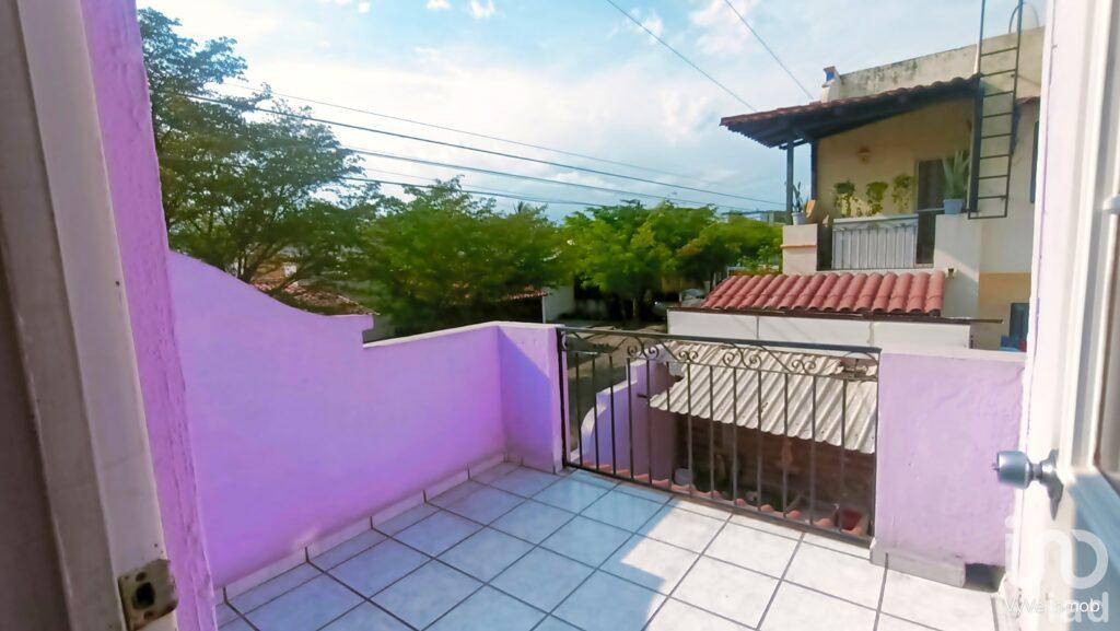 Casa en Venta en Jardines del Llano frente a Jardin de la Colonia