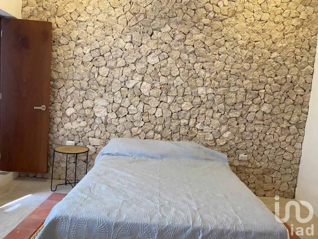 CASA EN VENTA EN EL CENTRO DE LA CIUDAD DE MÉRIDA, YUCATÁN. CON PISCINA.