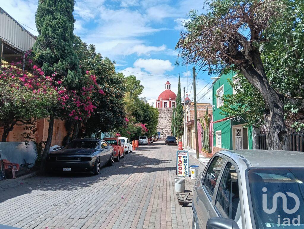 CASA EN VENTA EL PUEBLITO ZONA CENTRO PRIVADA HEROICO COLEGIO MILITAR "ATENCION INVERSIONISTAS"