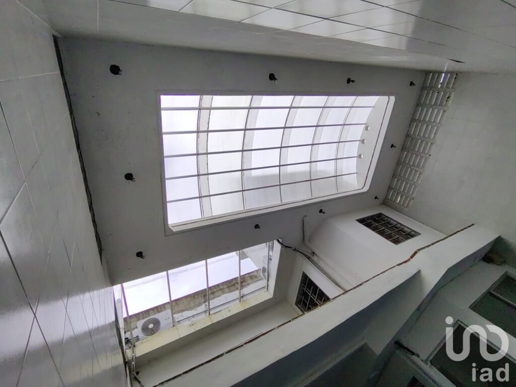 CASA CON MULTIPLES ESPACIOS PARA CORPORATIVOS, OFICINAS, ESCUELAS EN EL CENTRO DE CANCUN, Q.ROO