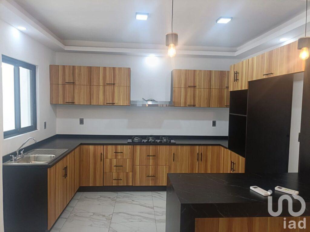 CASA  EN VENTA CON RECAMARA EN PLANTA BAJA, EN RESIDENCIAL TERRANOVA