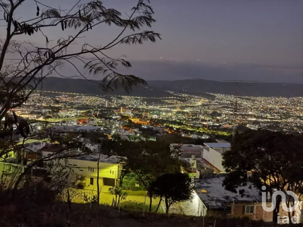 TERRENO EN VENTA  DE 2,900 M2, EN LOMAS DE MATUMATZA, TUXTLA