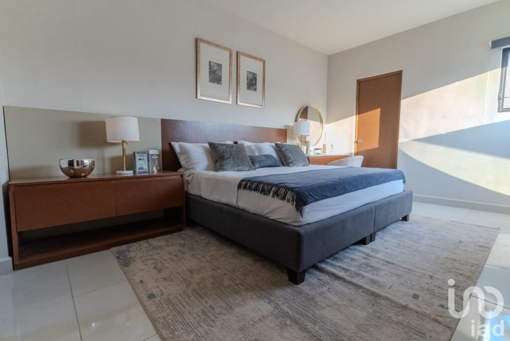 CASA EN VENTA DE UN PISO EN CONKAL MERIDA YUCATAN