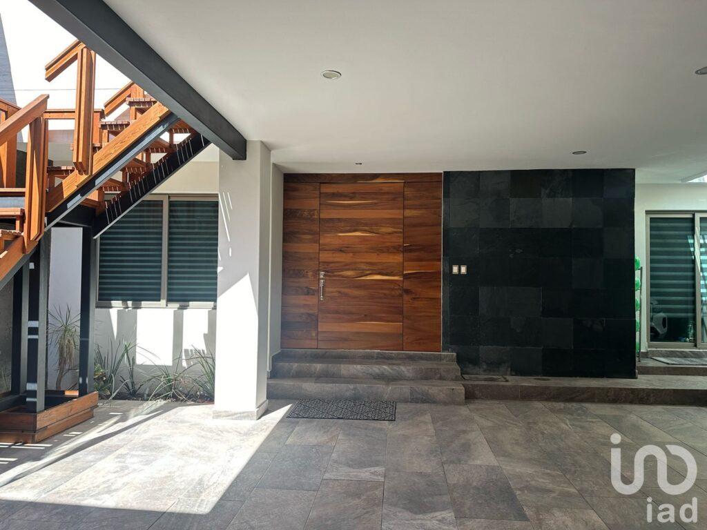 RENTA DE CASA AMUEBLADA EN COLINAS DE SAN MIGUEL EN CULIACAN