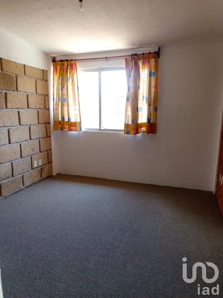 CASA EN VENTA EN TOLUCA, TLALMIMILOLPAN