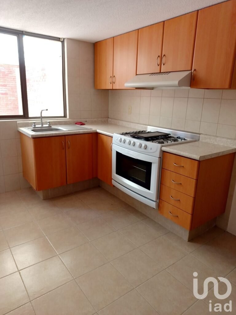 CASA EN VENTA EN TOLUCA, TLALMIMILOLPAN