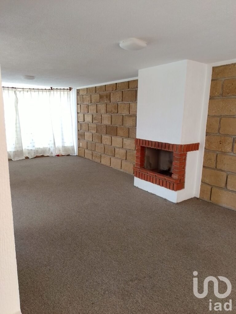 CASA EN VENTA EN TOLUCA, TLALMIMILOLPAN