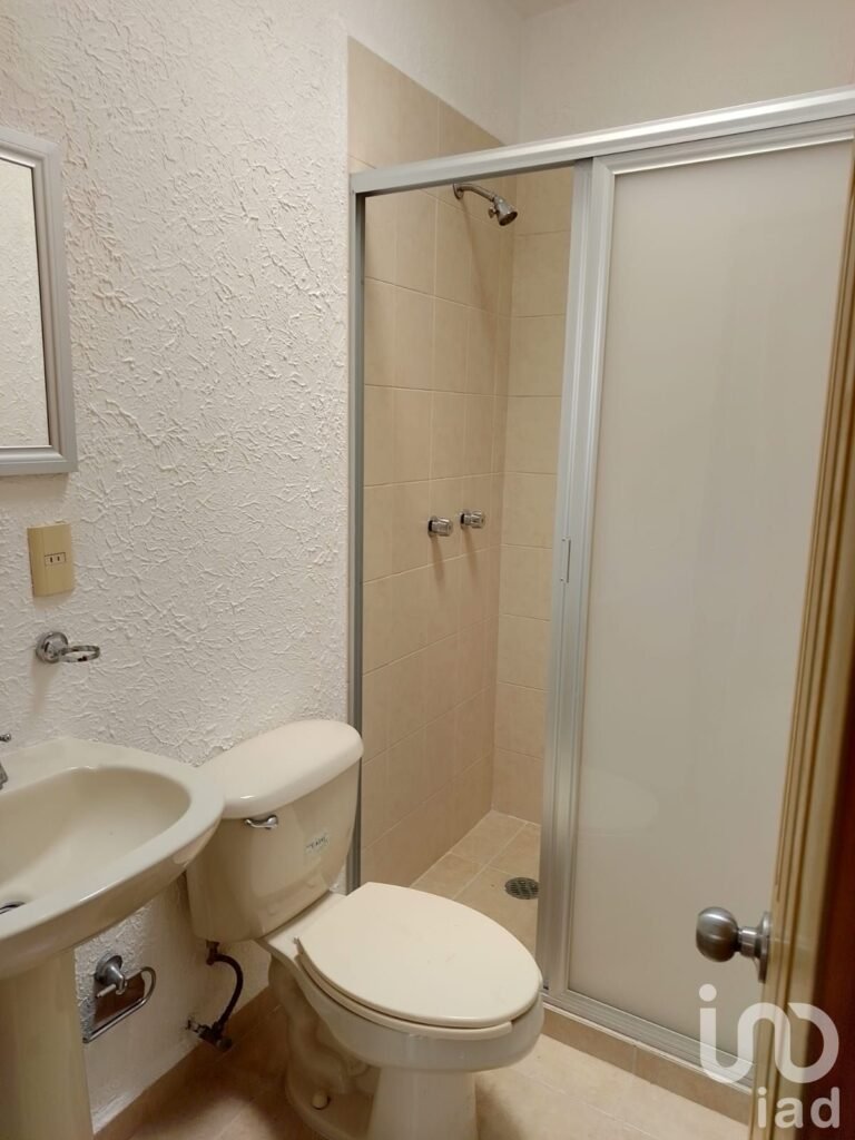 CASA EN VENTA EN TOLUCA, TLALMIMILOLPAN