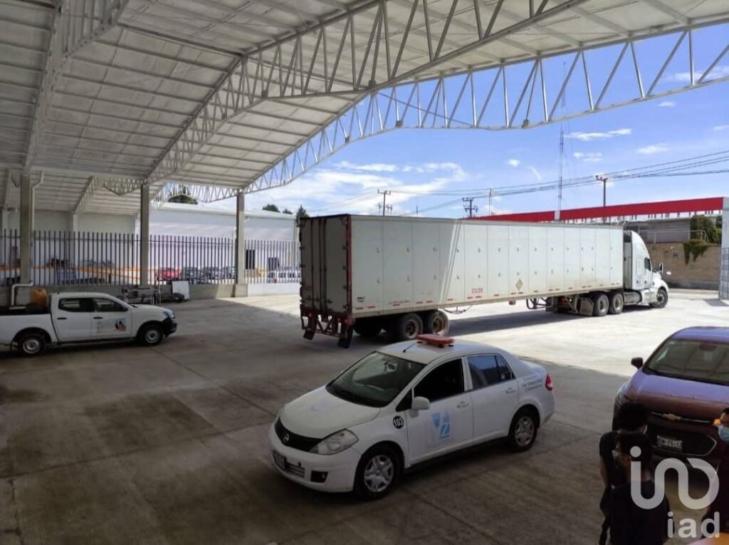 NAVE INDUSTRIAL EN RENTA EN TOLUCA , EDO DE MEXICO.