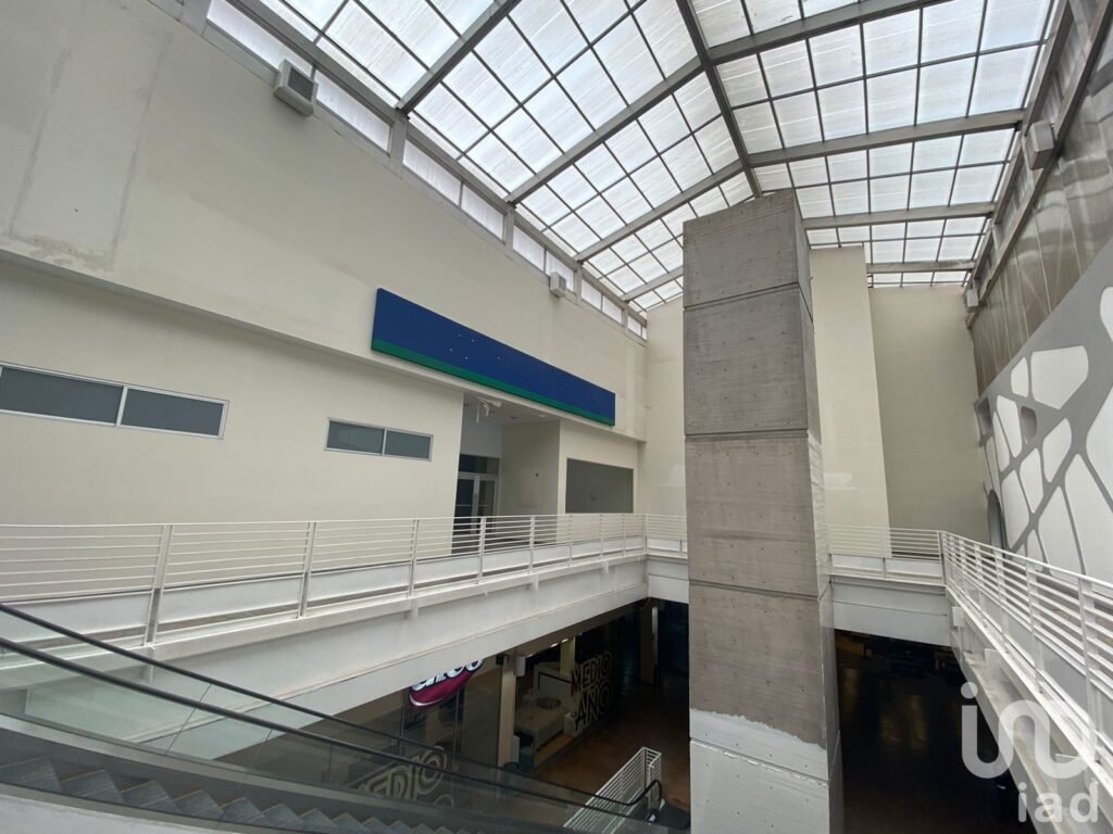 EN RENTA CORPORATIVO EN TLANEPANTLA DE BAZ ,OFICINAS Y COMERCIAL.