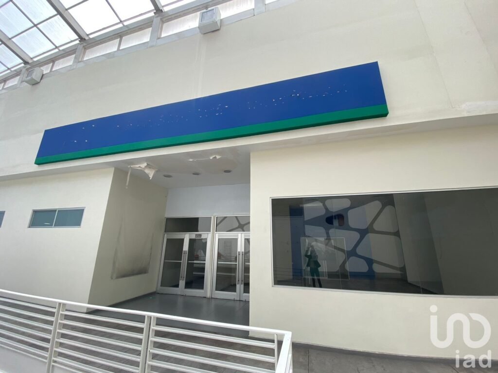 EN RENTA CORPORATIVO EN TLANEPANTLA DE BAZ ,OFICINAS Y COMERCIAL.