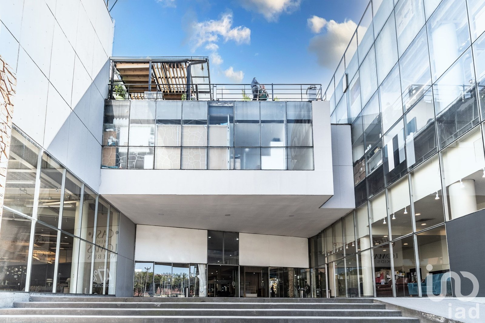 EN RENTA CORPORATIVO EN TLANEPANTLA DE BAZ ,OFICINAS Y COMERCIAL.