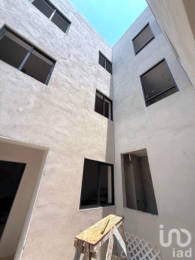 HOTEL EN VENTA, CON OPCION A RENTA, EN AV INSURGENTES CDMX.