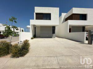 CASA NUEVA EN VENTA BLVD.SANTA ROSA EN LA PAZ BCS CASA NUEVA EN VENTA BLVD.SANTA ROSA EN LA PAZ BCS