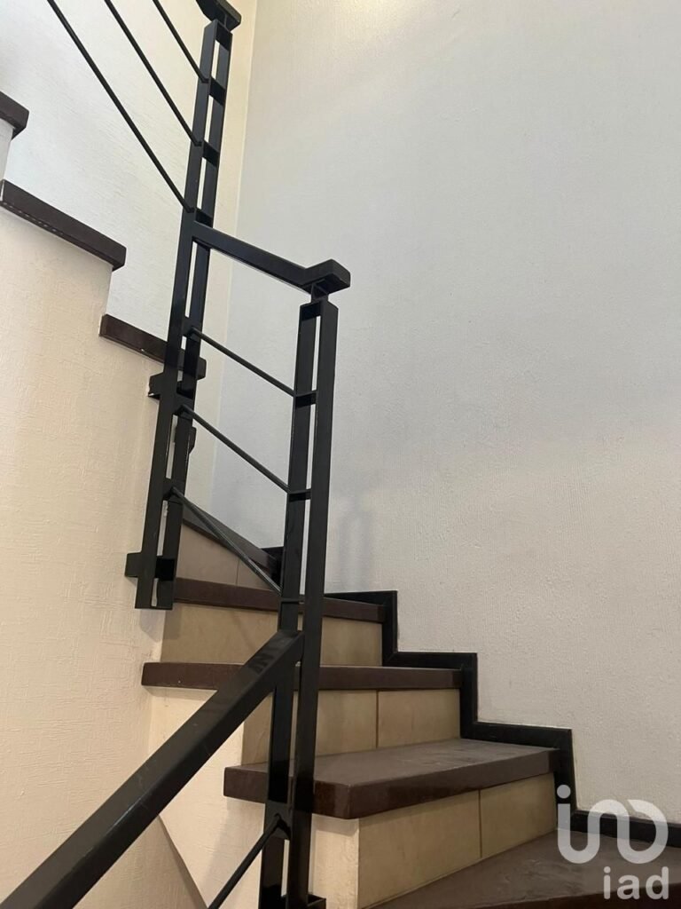 CASA EN VENTA EN LAS AMERICAS ECATEPEC, EN EL FRACCIONAMIENTO LAS AMERICAS III (MONTICULO)