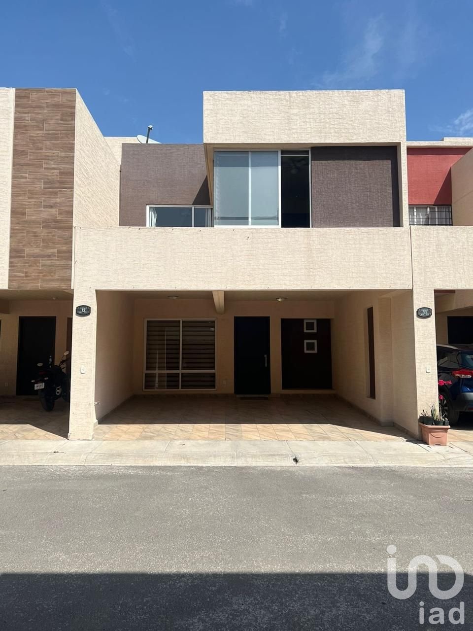 CASA EN VENTA EN LAS AMERICAS ECATEPEC, EN EL FRACCIONAMIENTO LAS AMERICAS III (MONTICULO)