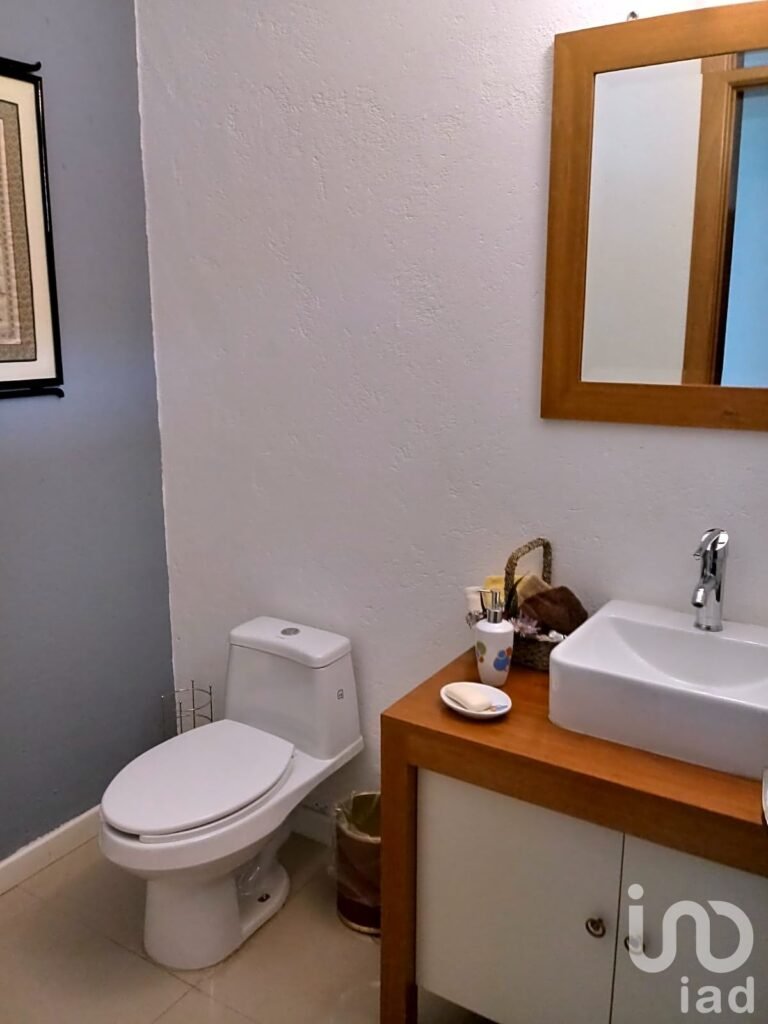 (CONDOMINIO LOMA LINDA ) CASA EN VENTA EN LOMAS DE AHUATLÁN.