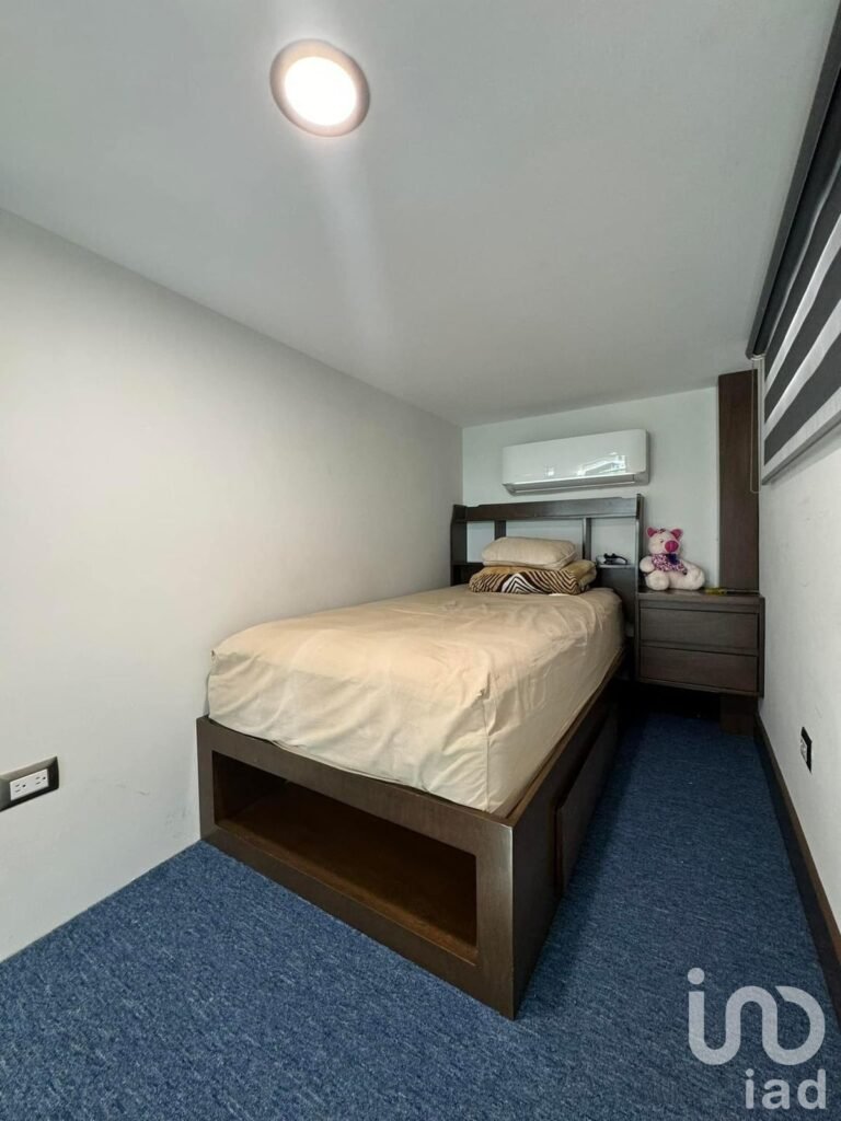 VENTA DE CASA EN COLINAS DE SAN MIGUEL  3 NIVELES , CULIACAN, SIN.