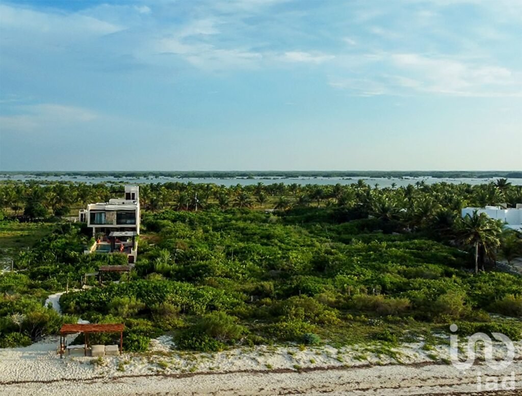PROYECTO RESIDENCIAL FRENTE AL MAR EN SANTA CLARA, YUCATAN