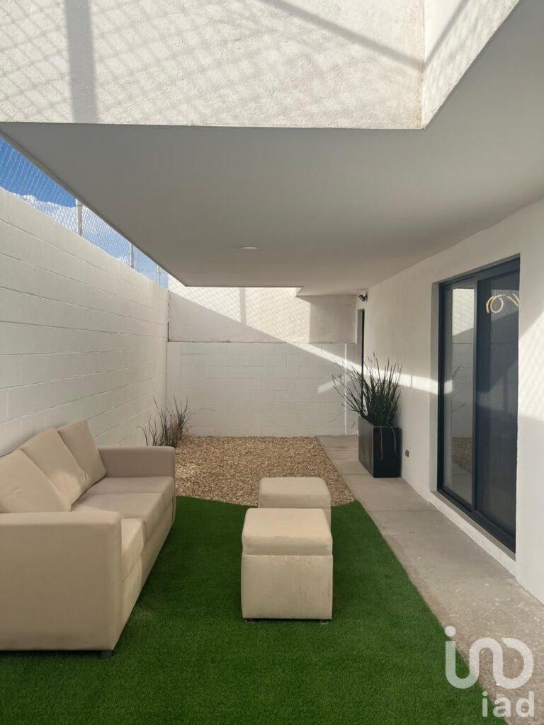 CASA NUEVA EN VENTA TEC MILENIO