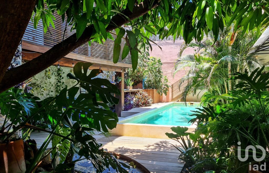 CASA CON VISTA AL MAR A 3 MINUTOS DE PLAYA ZICATELA, PUERTO ESCONDIDO - 2229635 casas en venta casa con vista al mar a 3 minutos de playa zicatela puerto escondido 250572